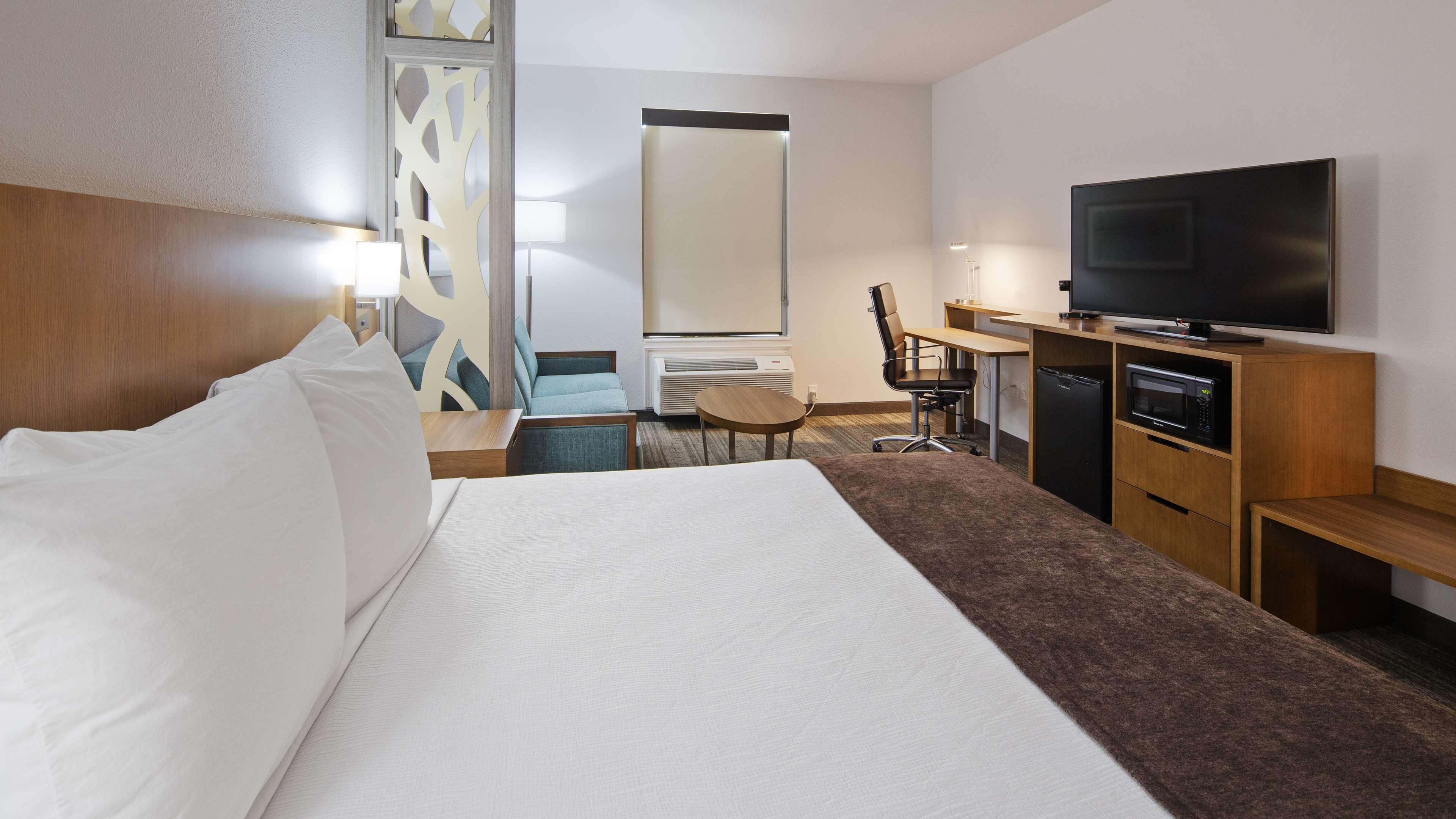 Best Western Green Oaks Inn La Vernia Экстерьер фото